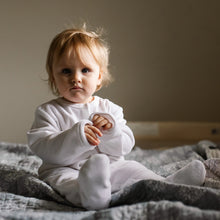 Afbeelding in Gallery-weergave laden, Boxpak met voetjes - Wit